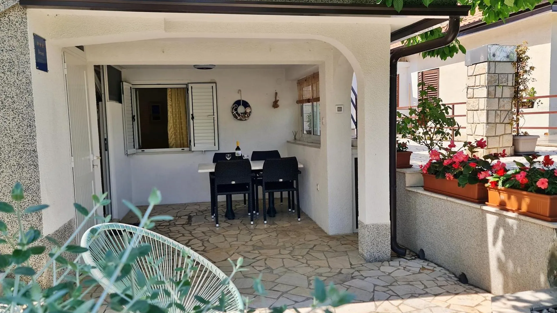 Apartment Beakovic Silo  Croatia