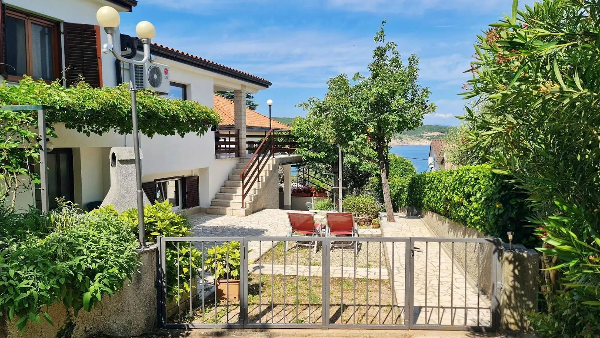 Apartment Beakovic Silo  Croatia